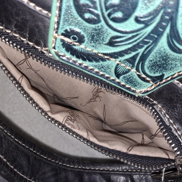 Two Used purses - Picture 9 of 15